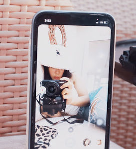 Meet your Posher, Catherine